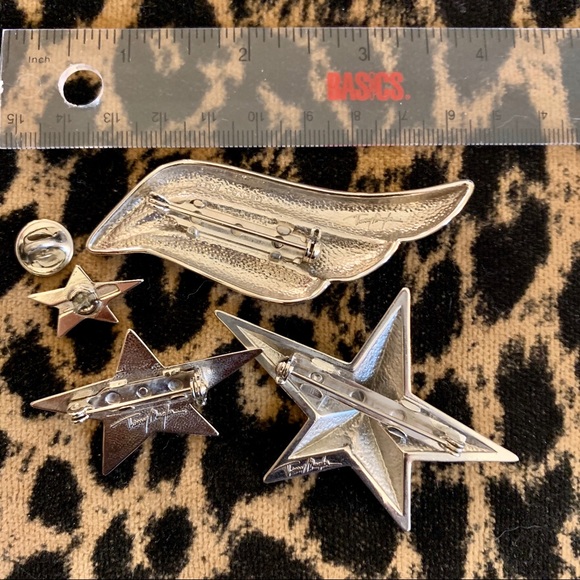 Thierry Mugler Angel Star / Wing Broaches Set - Picture 3 of 3